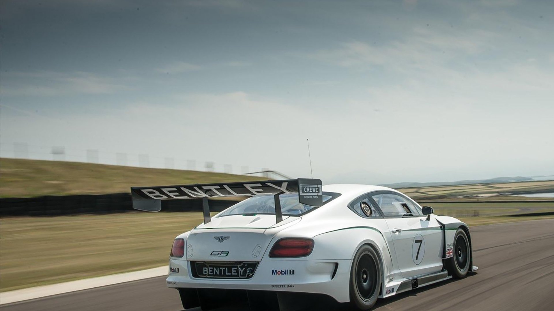 哥伦比亚女足在巴黎奥运会上展示了高水平的比赛状态，哥伦比亚 足球运动员