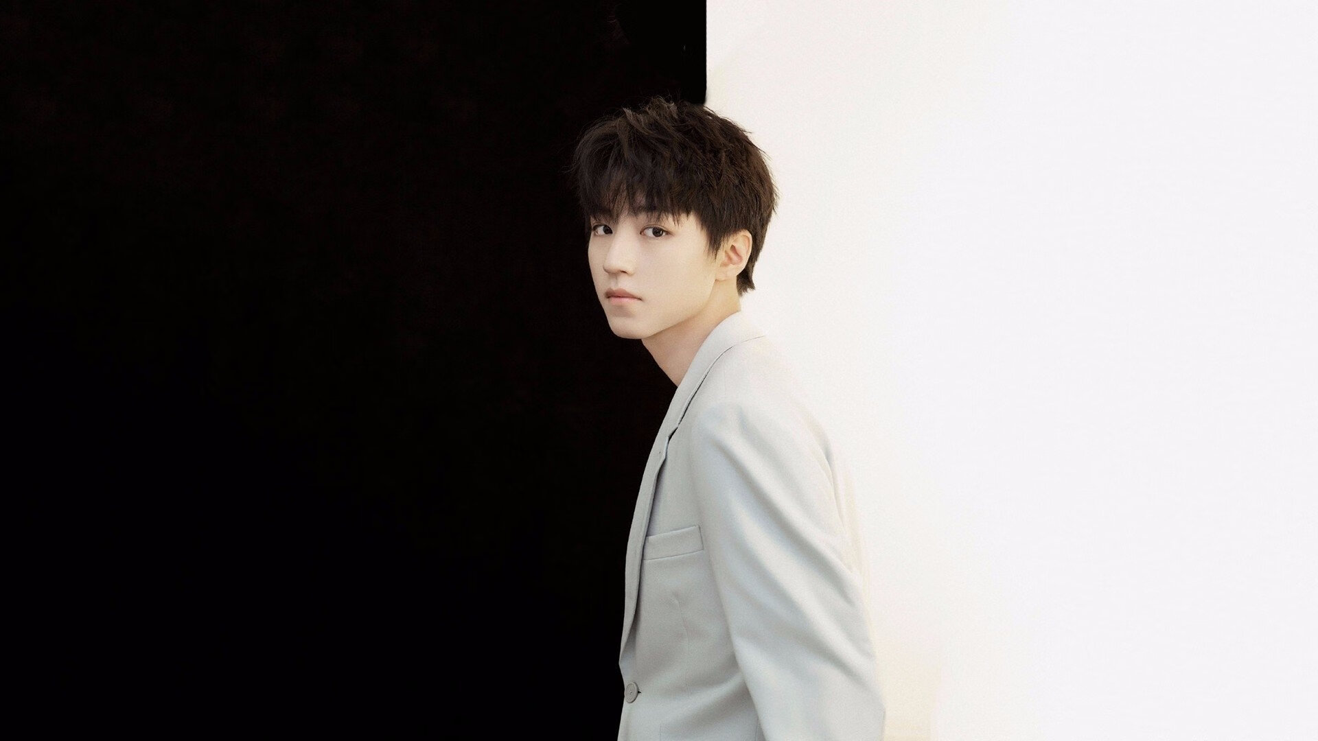 曼联3-0战胜莱斯特城,布鲁诺一球定胜负,曼联对布莱顿历史战绩