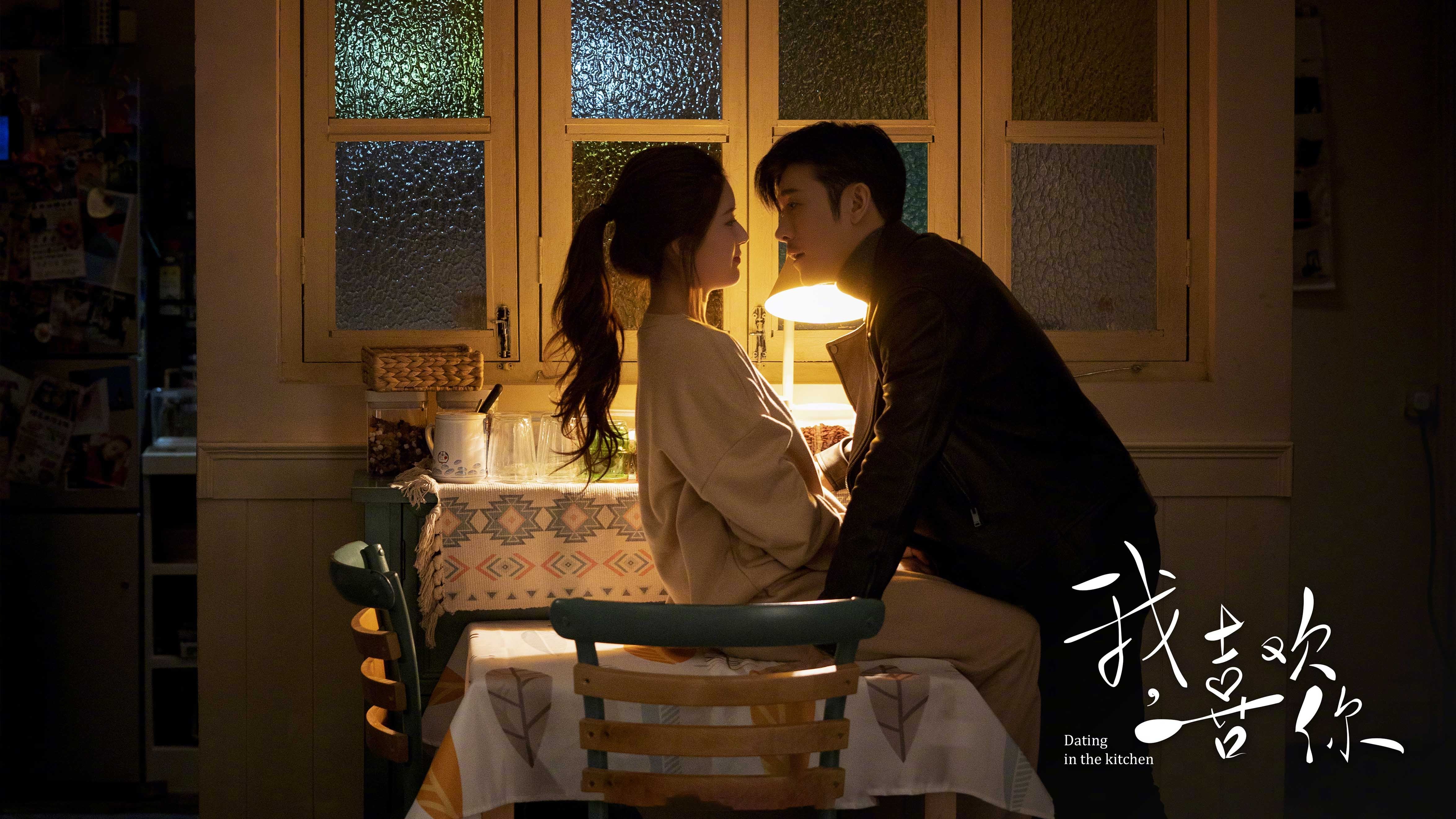 开云kaiyun-高空跳伞竞赛，勇敢者的极限挑战，43000米高空跳伞视频