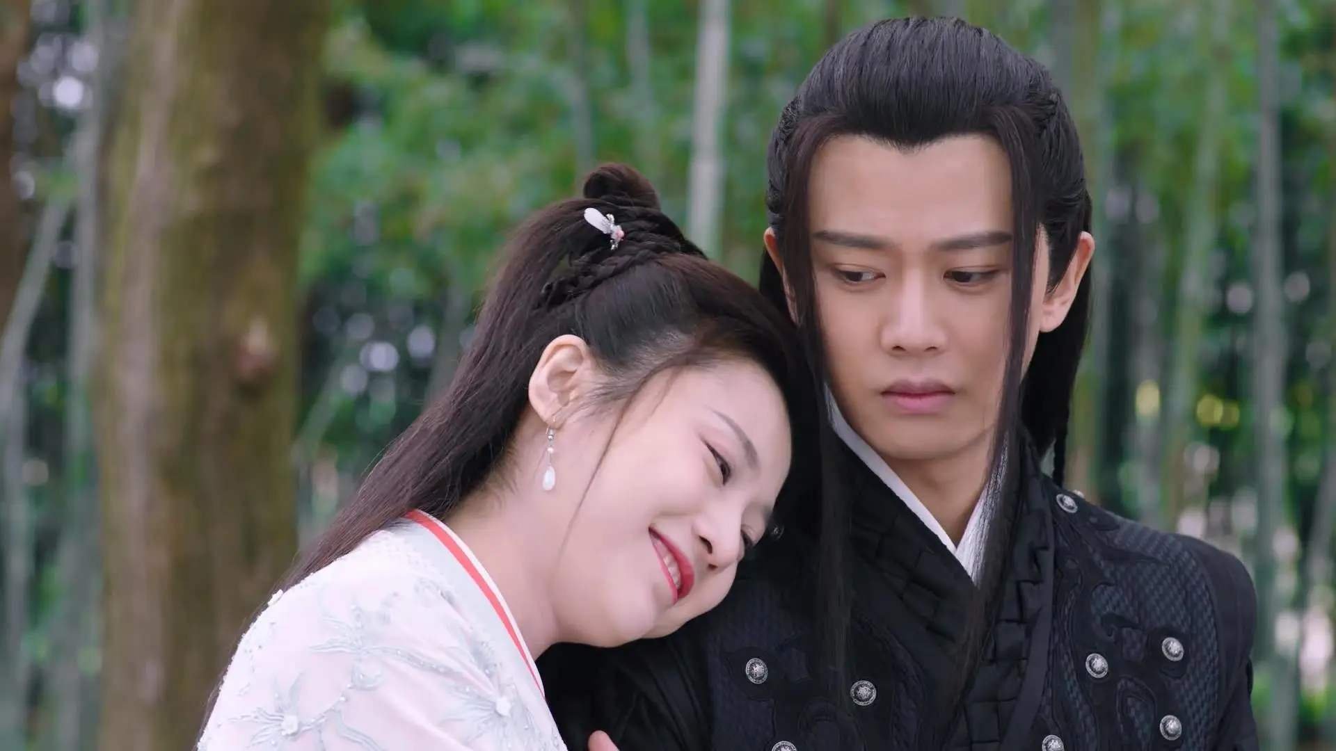 kaiyun网站-比赛中球员们奋勇争先，为球队赢得胜利，球员在赛场上挥洒的青春的汗水