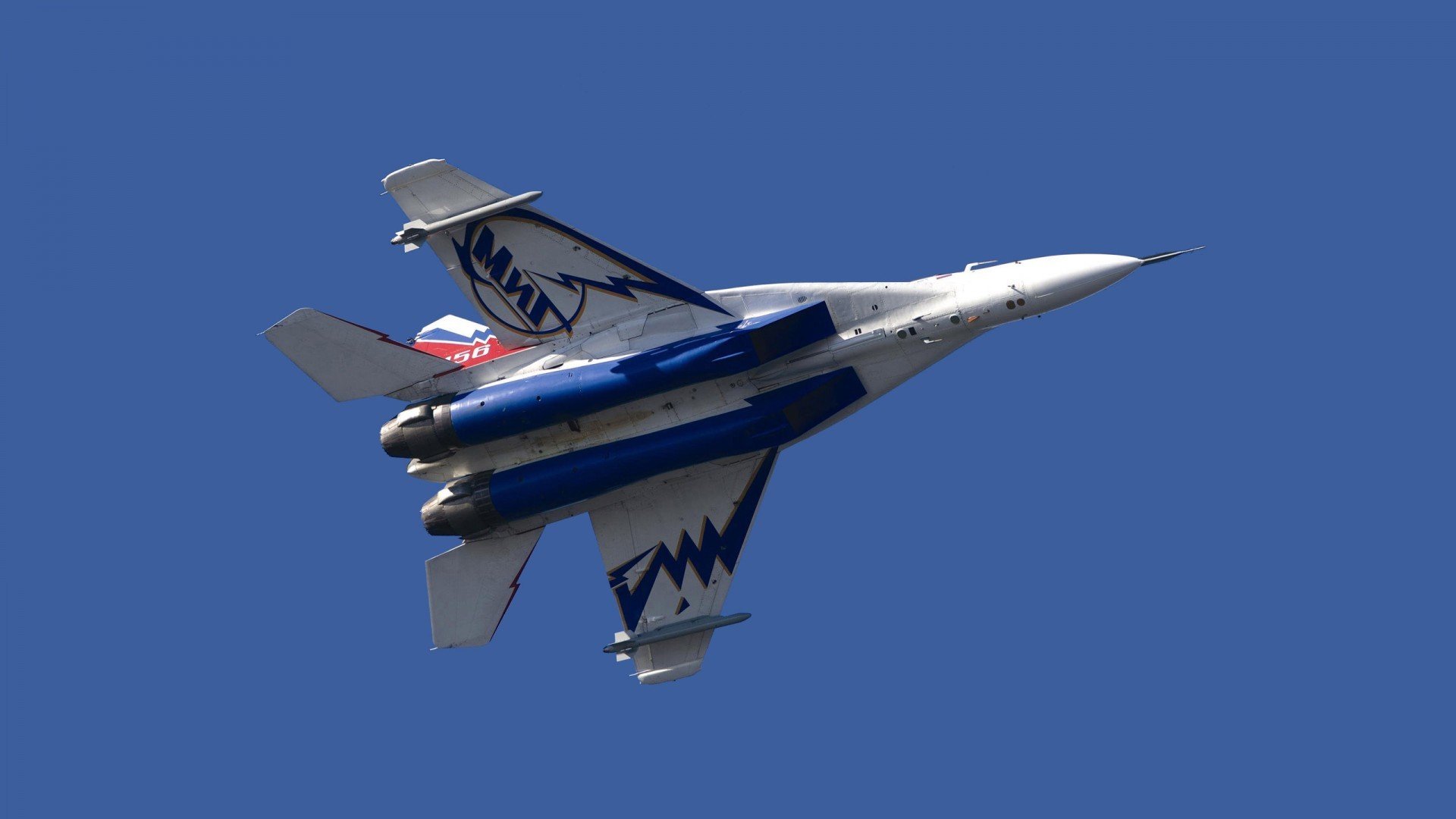 外教数据报告缺乏比赛结果责任分担机制